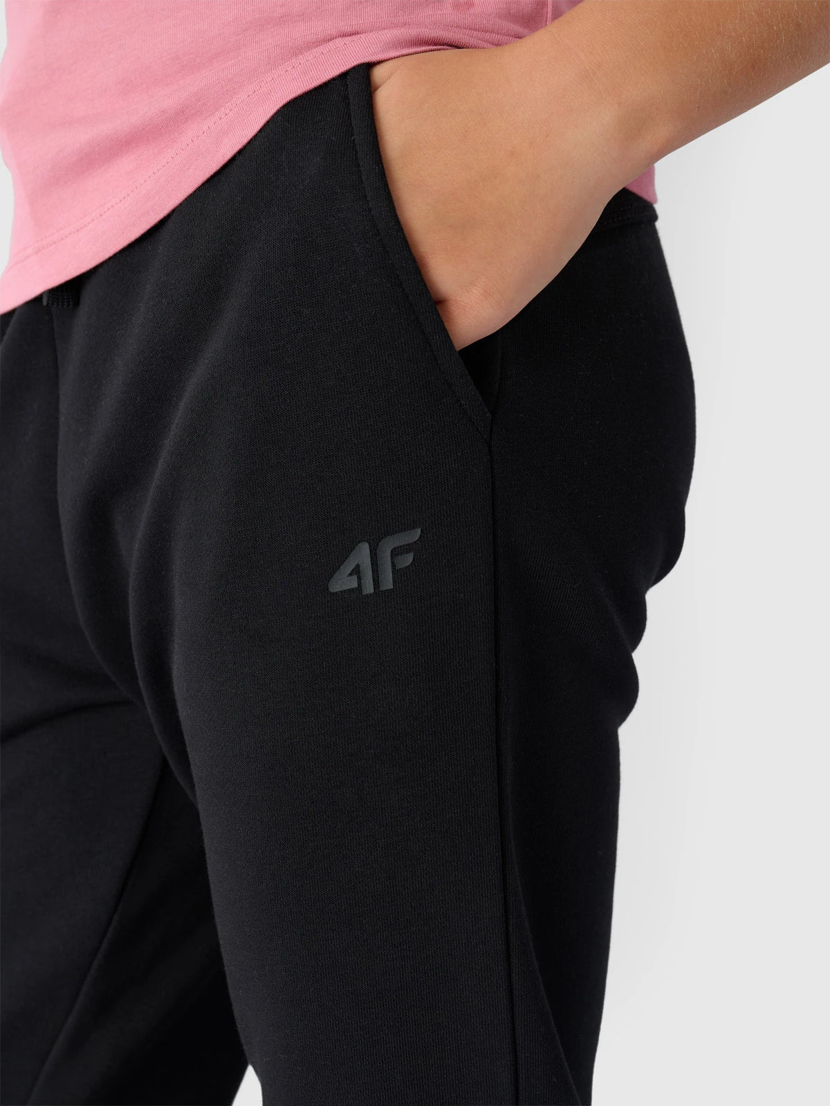 4F Junior Track pants Black girl