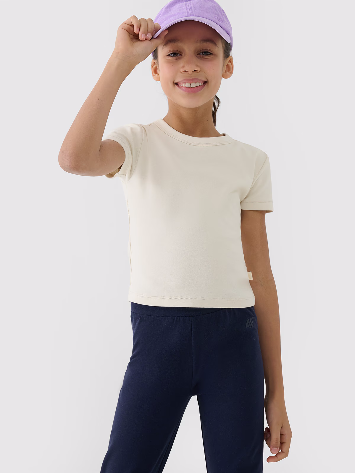 T-shirt lisa curta slim para menina