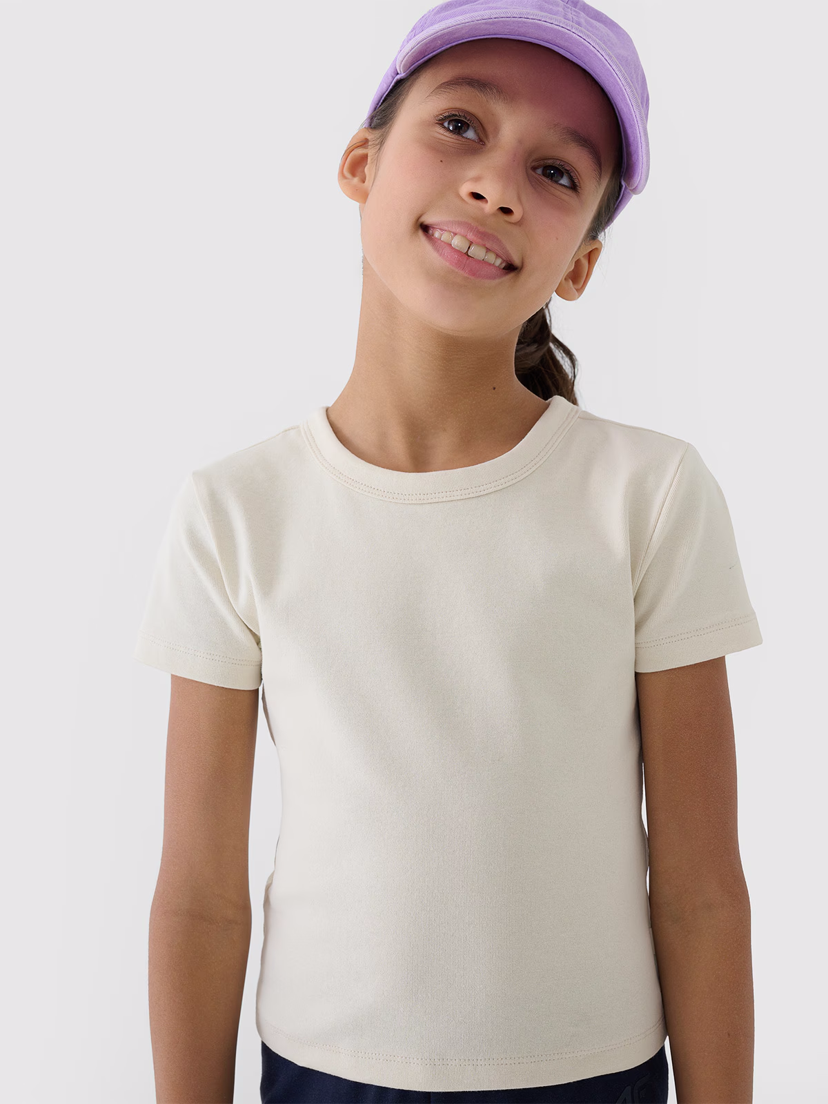 T-shirt lisa curta slim para menina