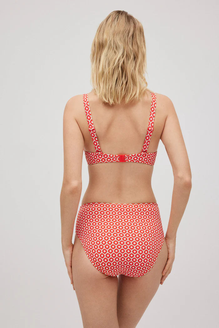 Cueca de biquíni em piqué com modelagem alta