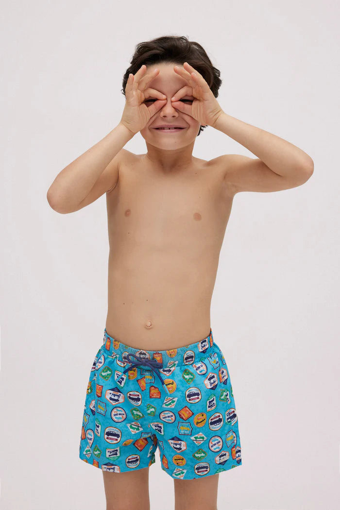 Boys' short swim trunks with retro car print