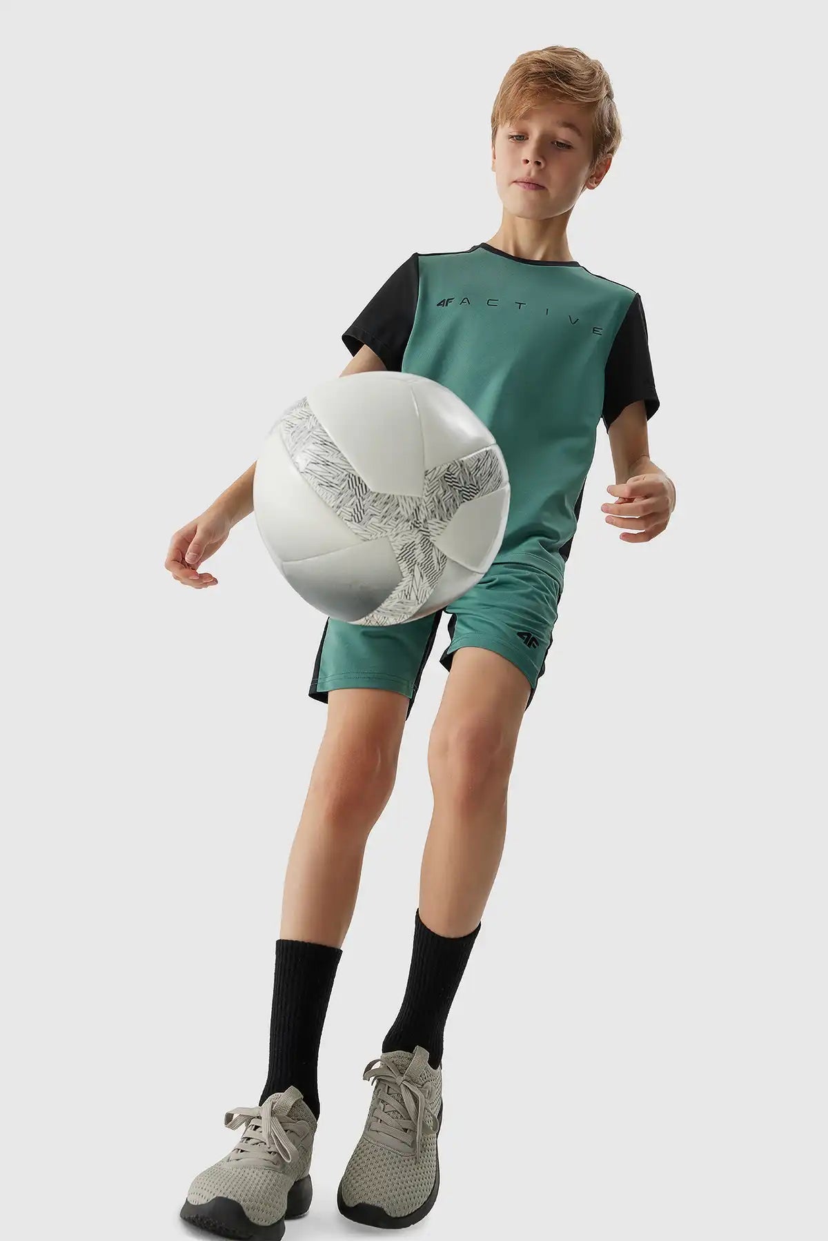 T-Shirt Básica Para Menino